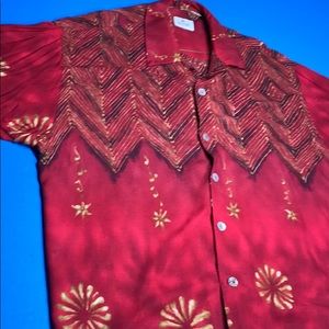 Stunning color men’s casual SS shirt!